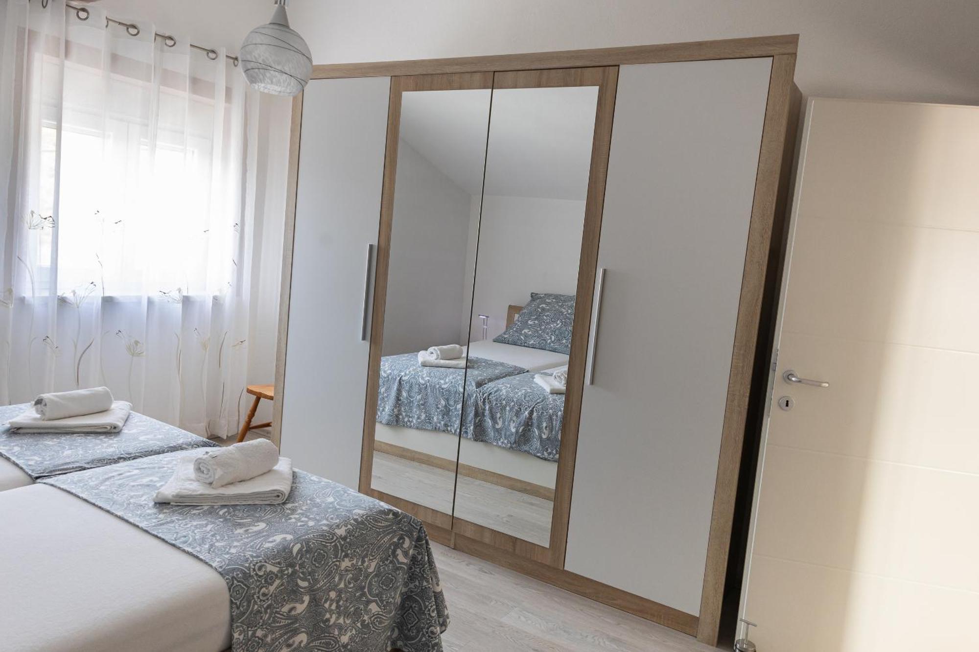 Apartments Anita Kruševo Buitenkant foto